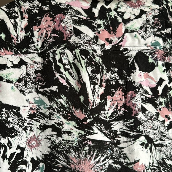 Amnesia Casual Bottom Down Shirt for Men sz Large, Hawaiian style - Picture 6 of 9